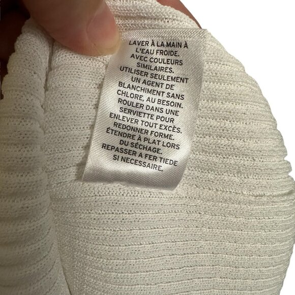 NWT Leith Women Size Large White Ribbed Knit 3 Button Deep V Pullover Sweater - Picture 7 of 8